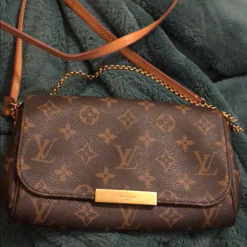 Louis Vuitton Favorite MM